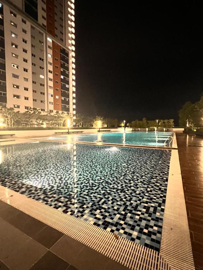 High Flyer Klia At Alanis Residence Kota Warisan Sepang Eksteriør bilde
